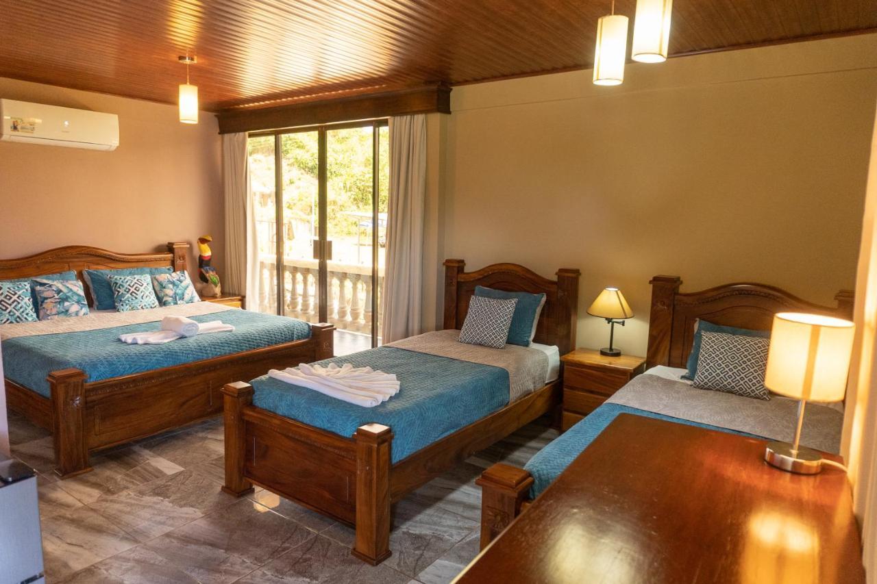 Hotel Margarita&Tour Operator Drake Bay Bagian luar foto