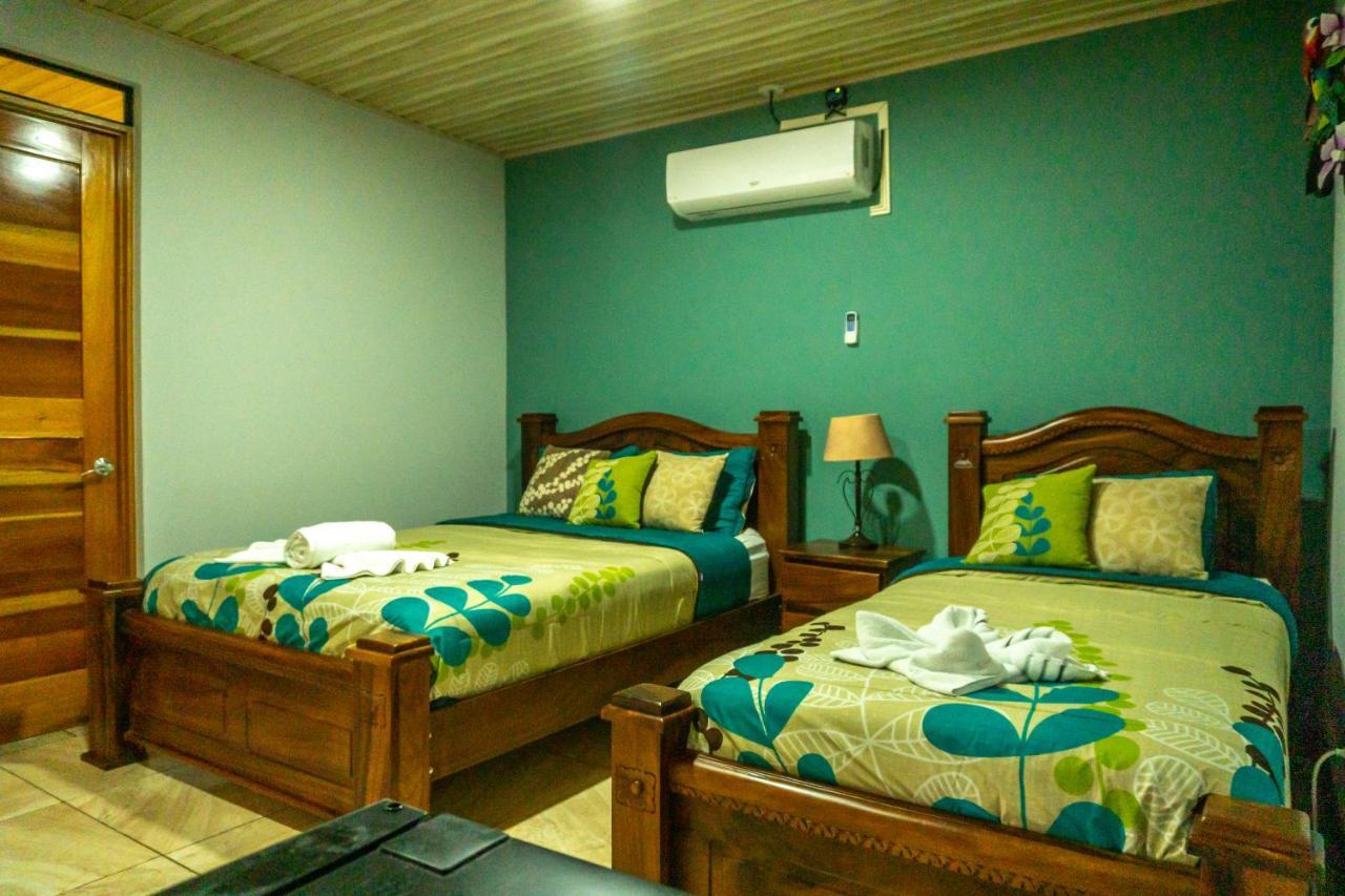 Hotel Margarita&Tour Operator Drake Bay Bagian luar foto