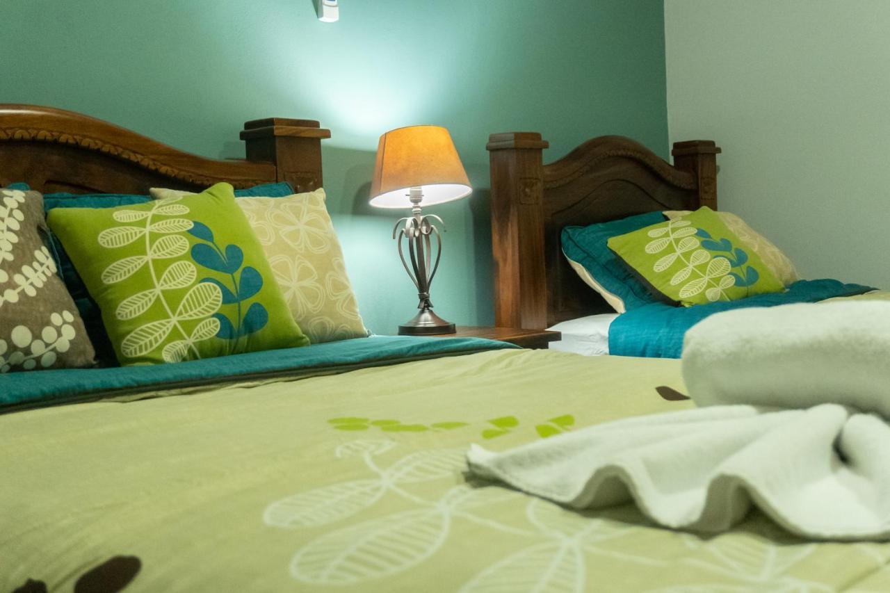 Hotel Margarita&Tour Operator Drake Bay Bagian luar foto