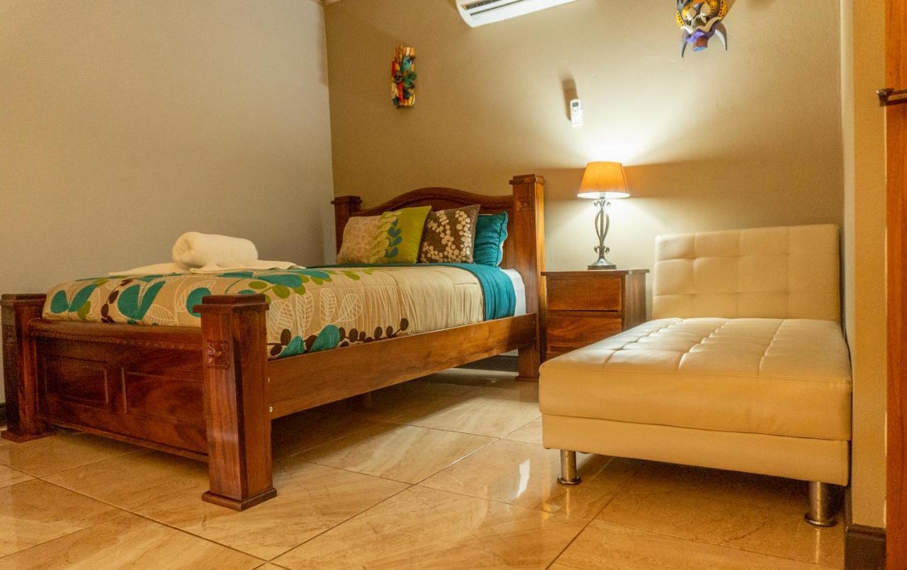 Hotel Margarita&Tour Operator Drake Bay Bagian luar foto